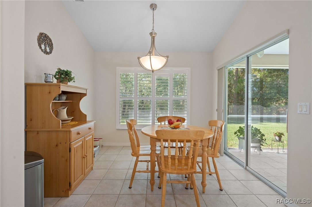 16 Ageratum Court