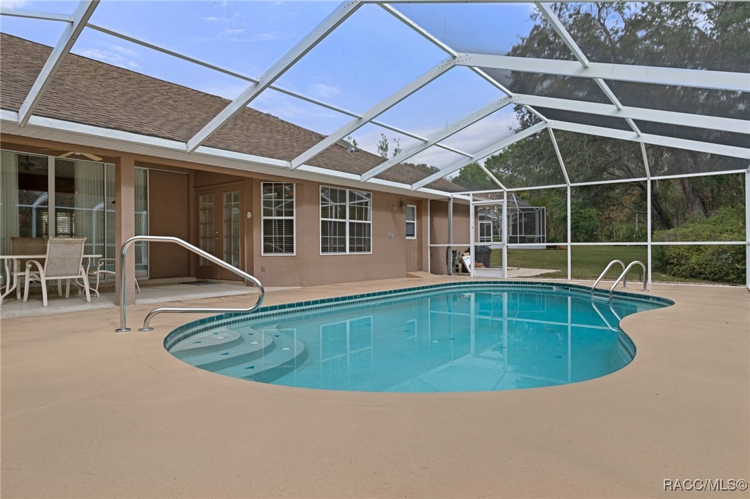15 Calendula Court E