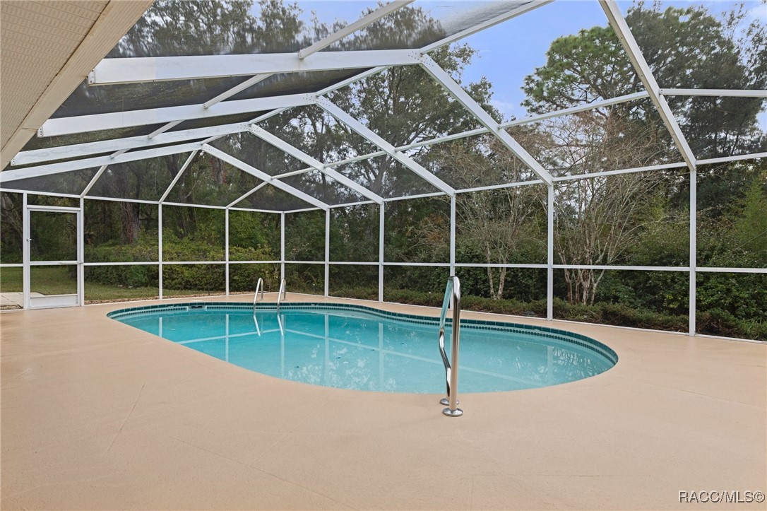 15 Calendula Court E