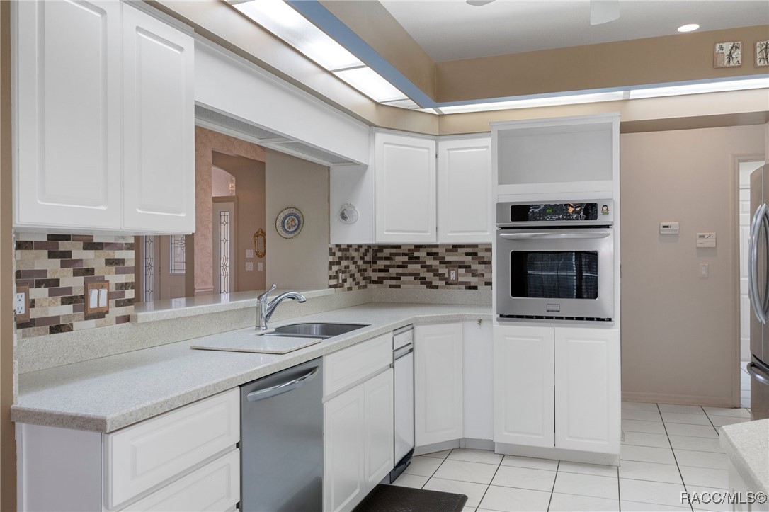 15 Calendula Court E