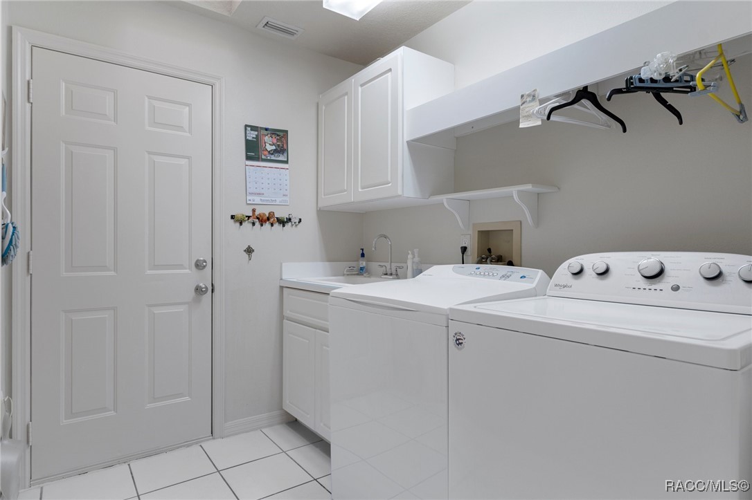 15 Calendula Court E
