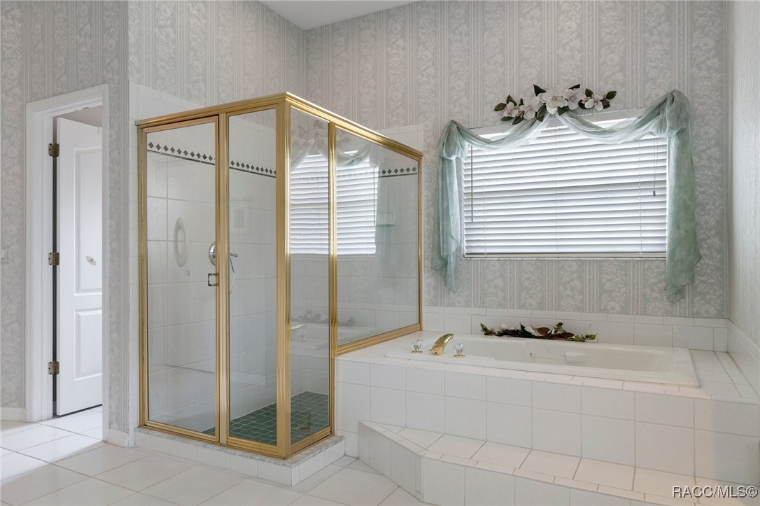 15 Calendula Court E