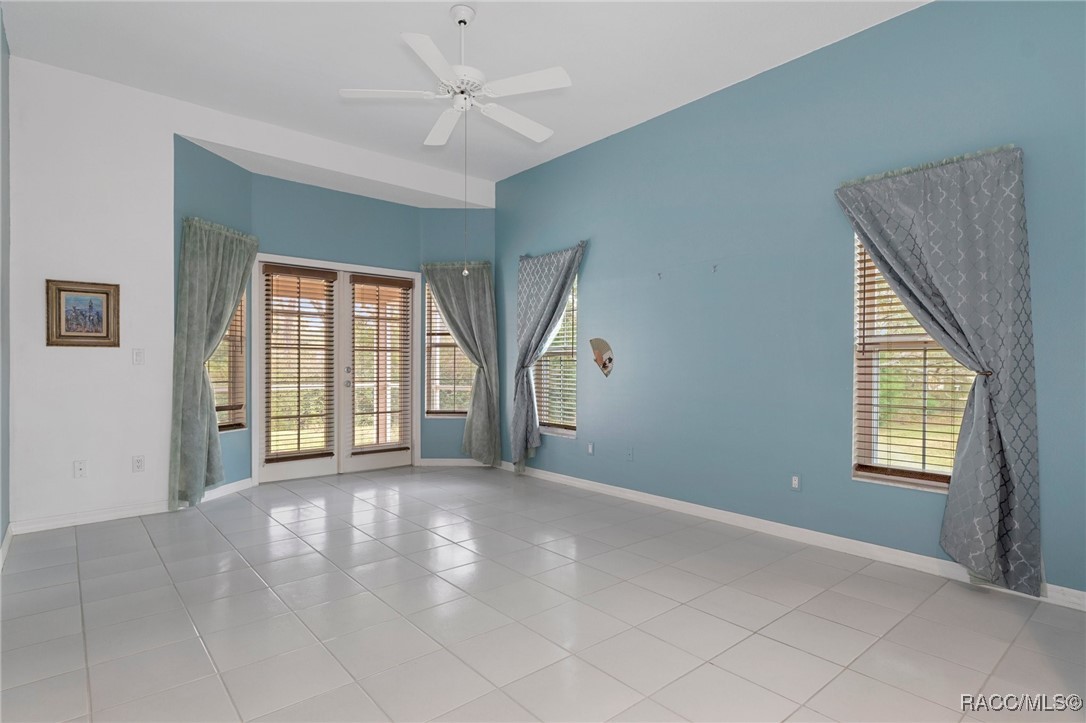 15 Calendula Court E