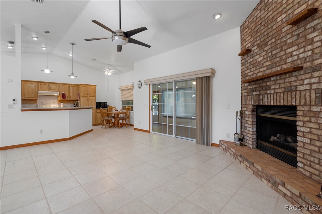 3706 S Blue Sky Point