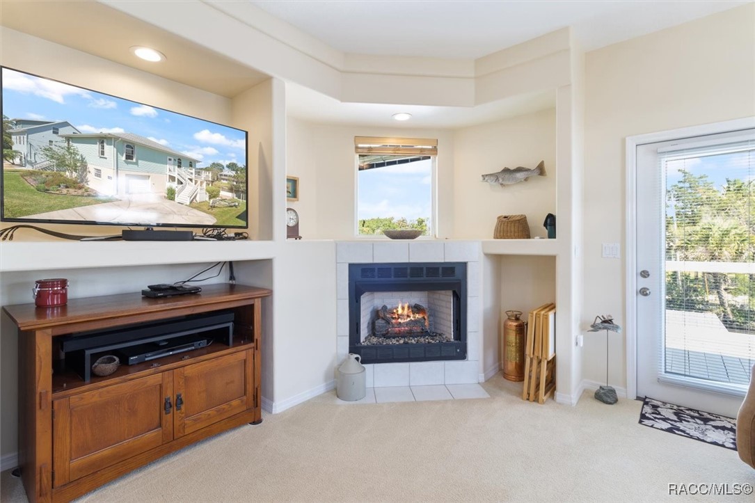 5695 S Sea Otter Path