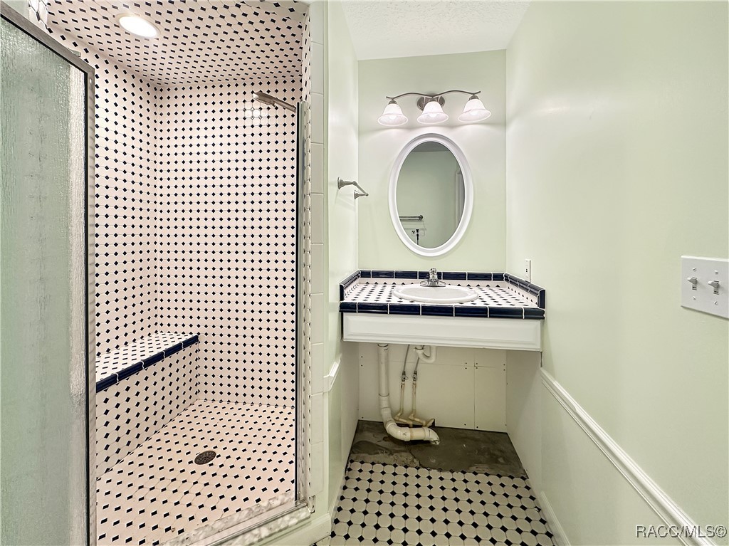 5695 S Sea Otter Path