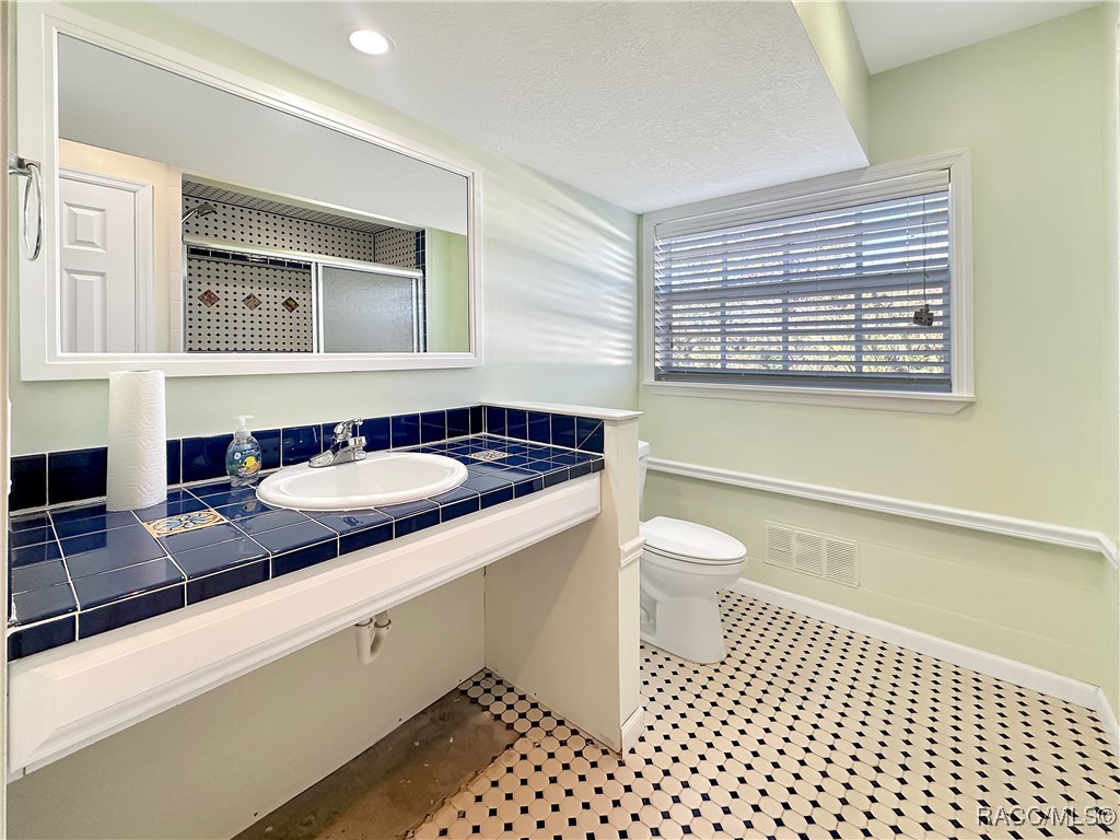 5695 S Sea Otter Path