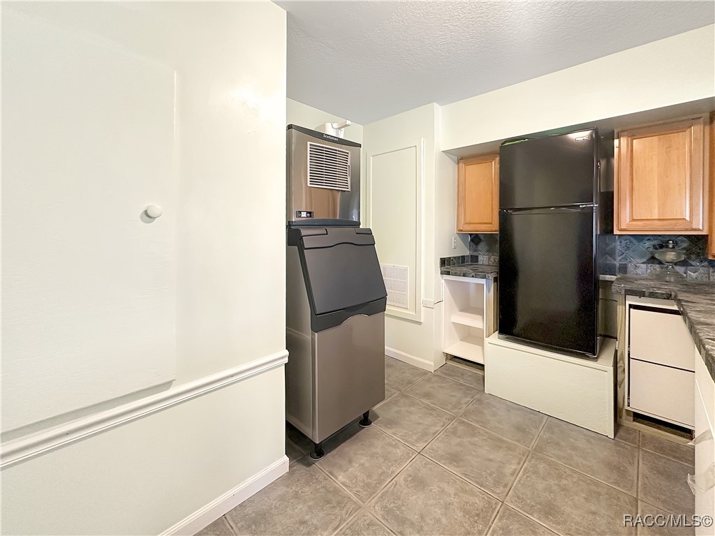 5695 S Sea Otter Path