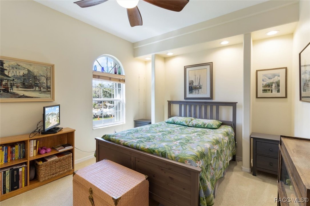 5695 S Sea Otter Path