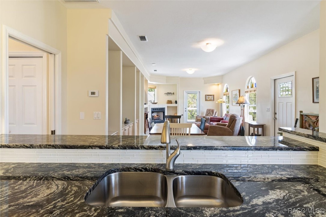 5695 S Sea Otter Path