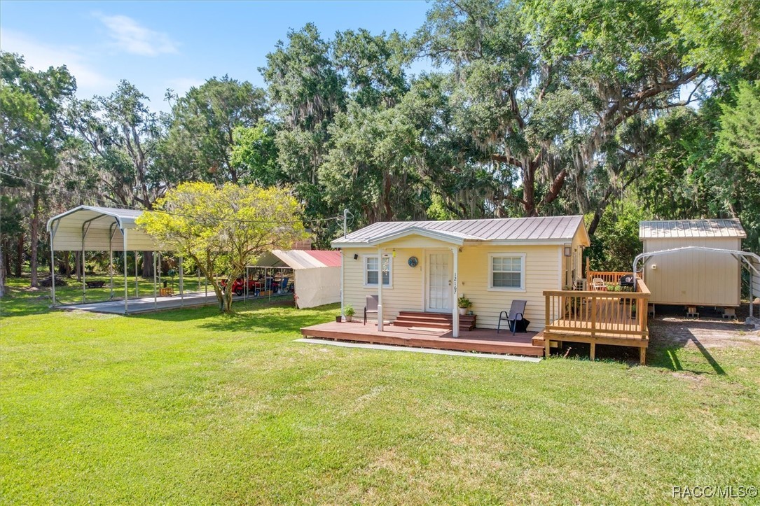12167, 12195 W Red Maple Street