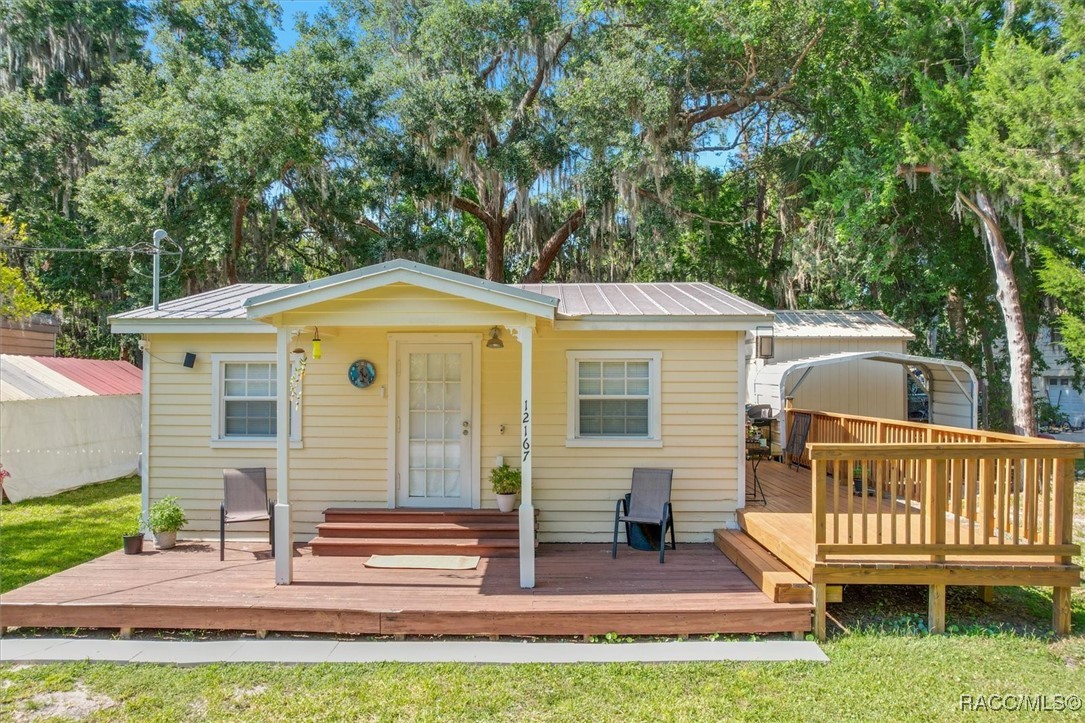 12167, 12195 W Red Maple Street
