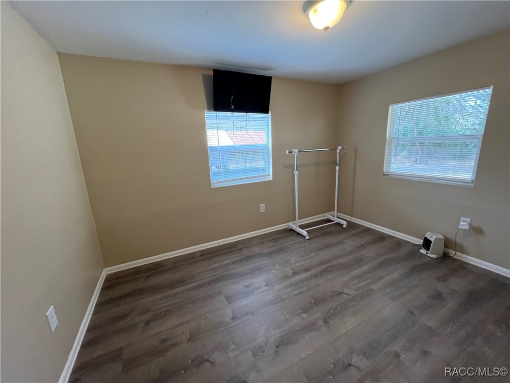 12167, 12195 W Red Maple Street