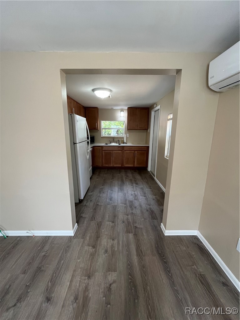 12167, 12195 W Red Maple Street