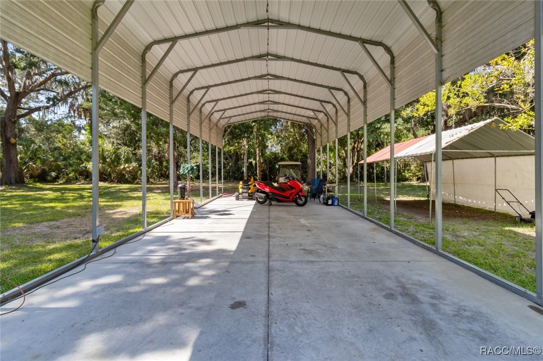 12167, 12195 W Red Maple Street