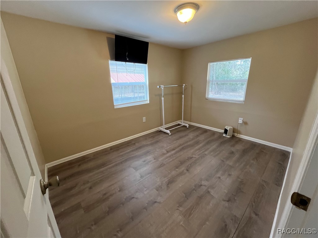 12167, 12195 W Red Maple Street