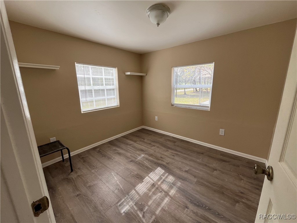 12167, 12195 W Red Maple Street