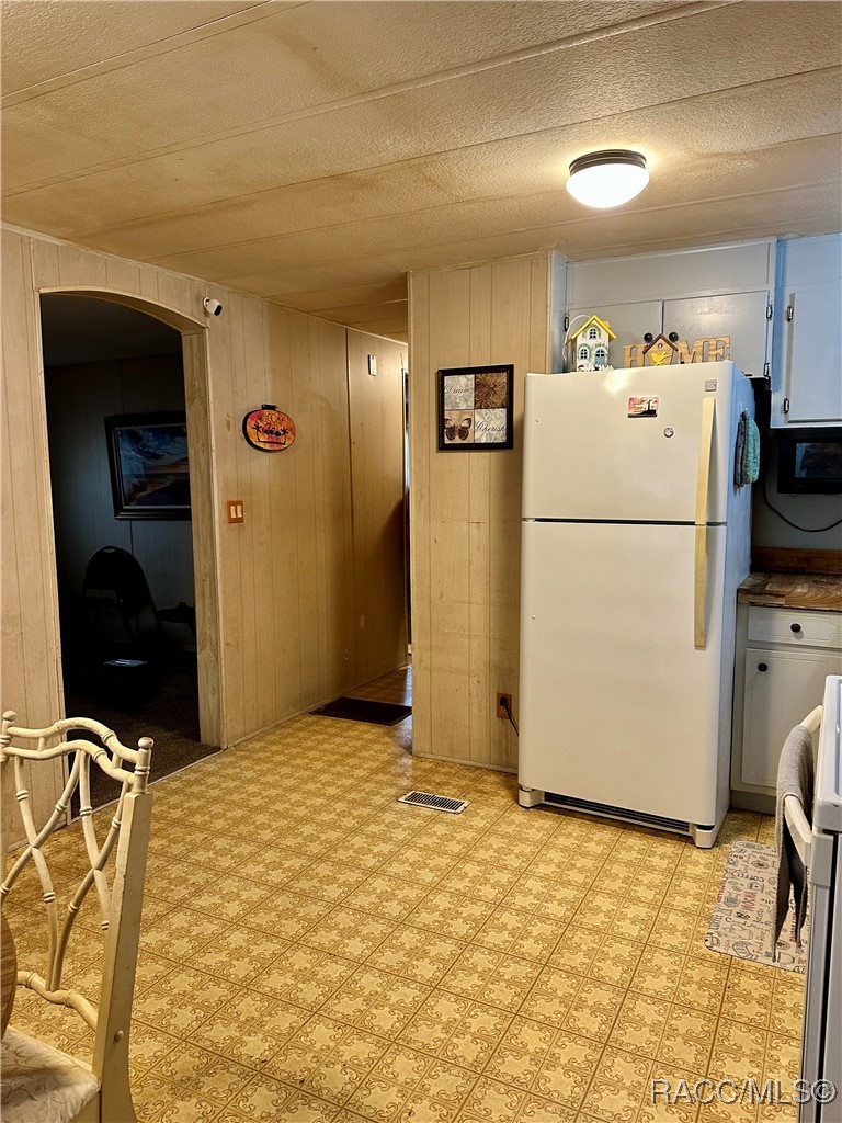1611 Cr 434