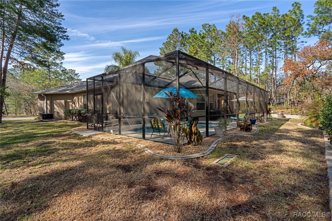 25 Sanders Circle