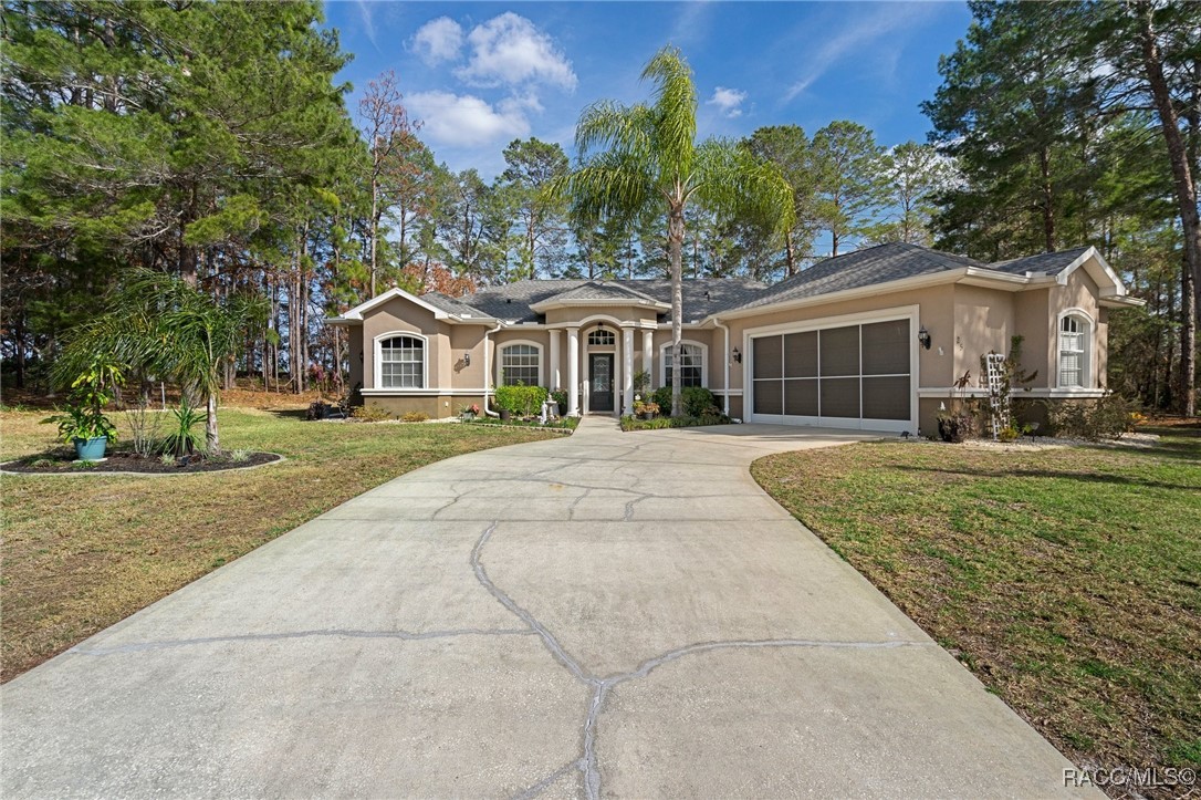 25 Sanders Circle