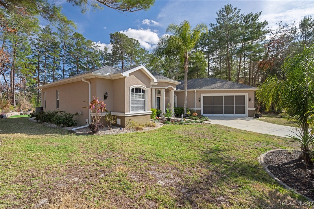 25 Sanders Circle