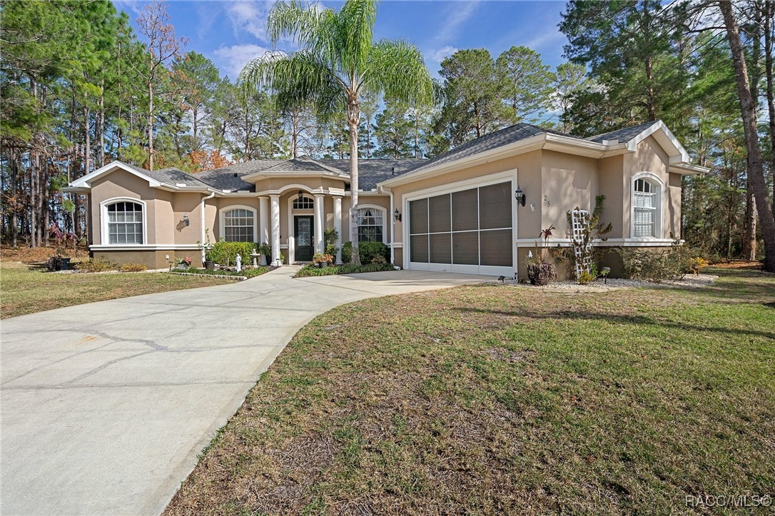 25 Sanders Circle