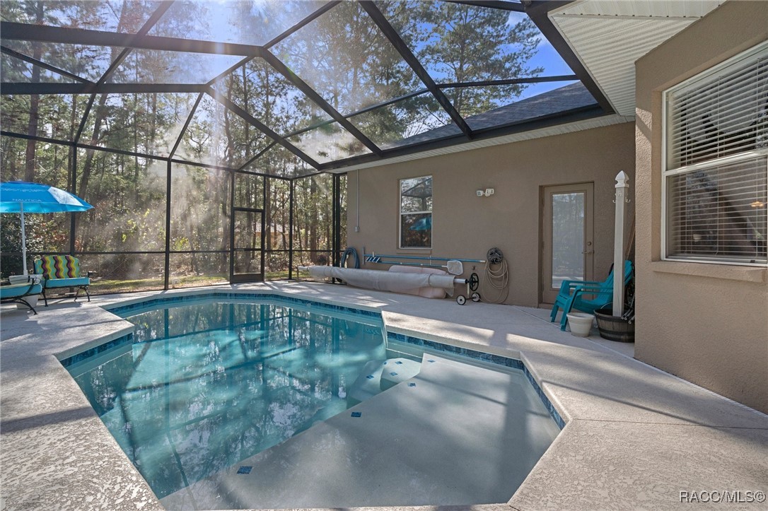 25 Sanders Circle