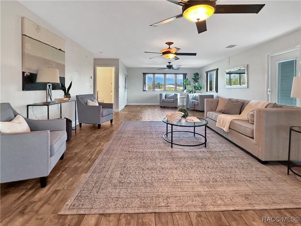 10305 W Port Court