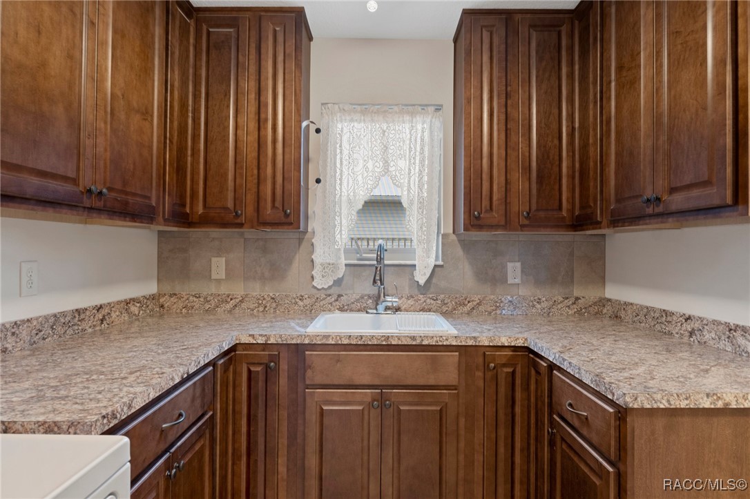 10305 W Port Court