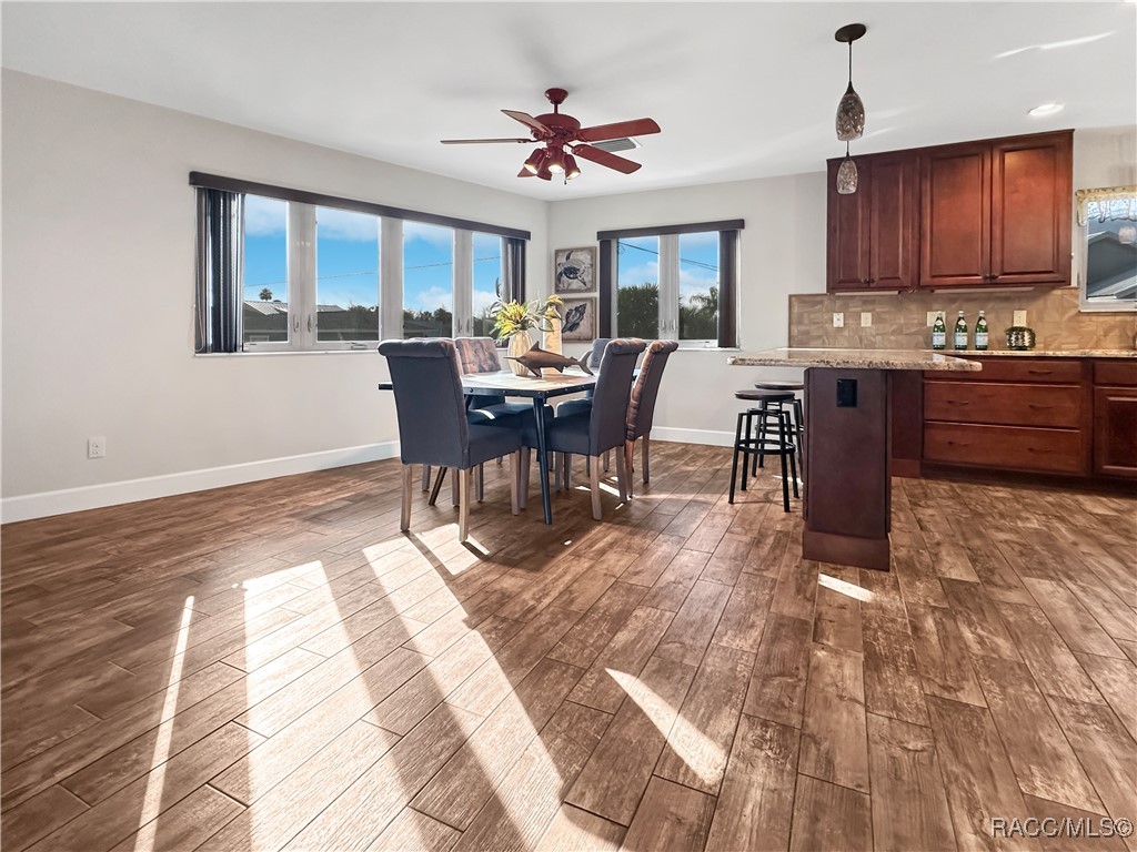 10305 W Port Court