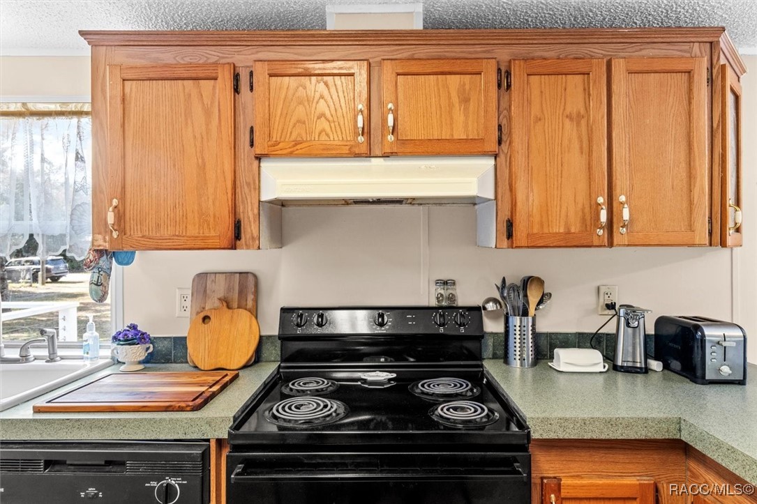 3559 S Aberdeen Terrace