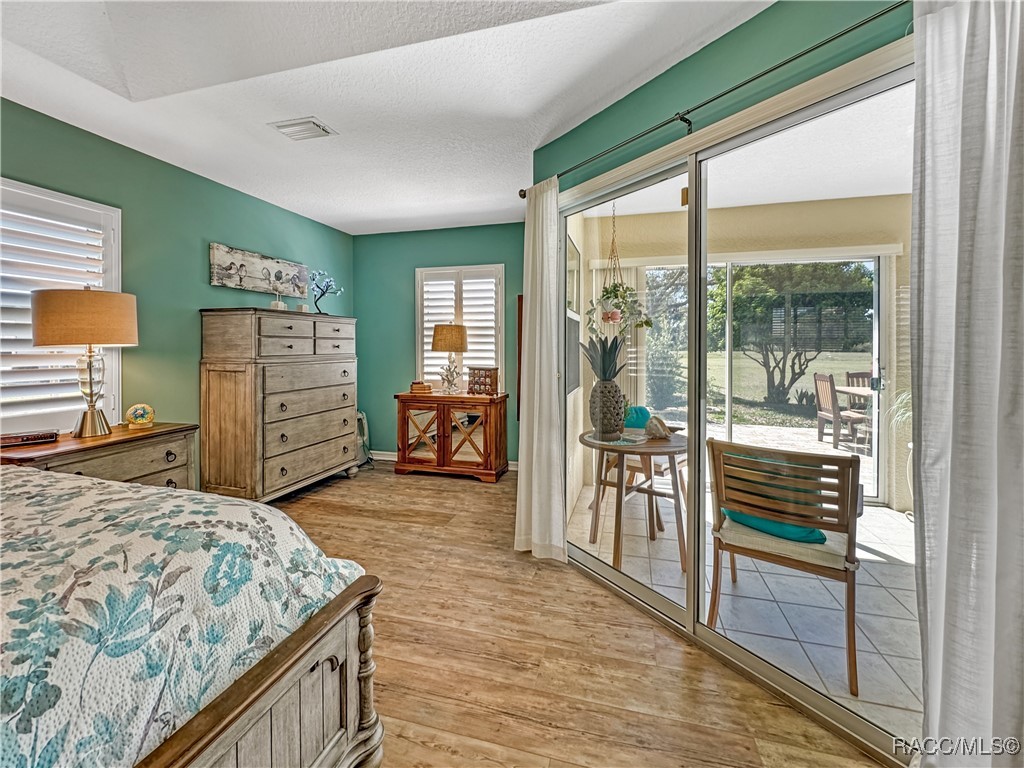 3874 E Arbor Lakes Drive