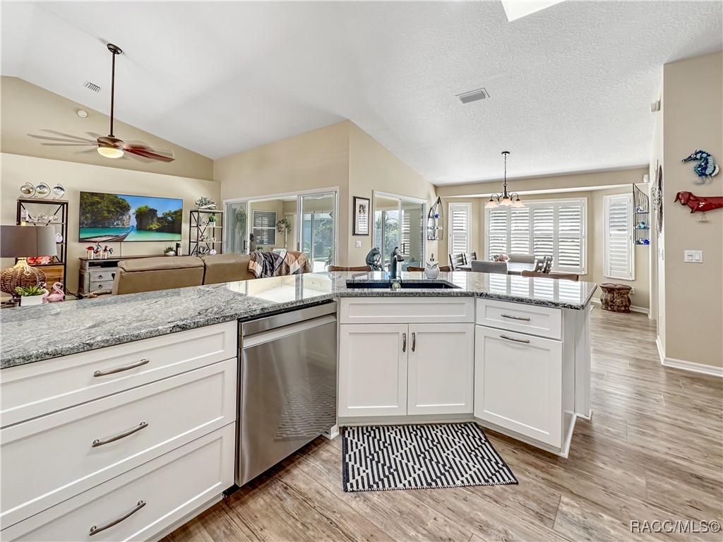 3874 E Arbor Lakes Drive
