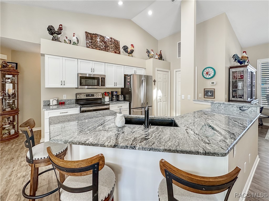 3874 E Arbor Lakes Drive