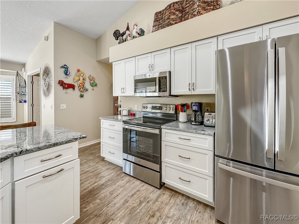 3874 E Arbor Lakes Drive