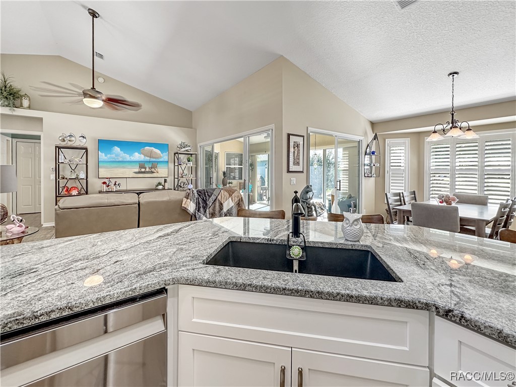3874 E Arbor Lakes Drive
