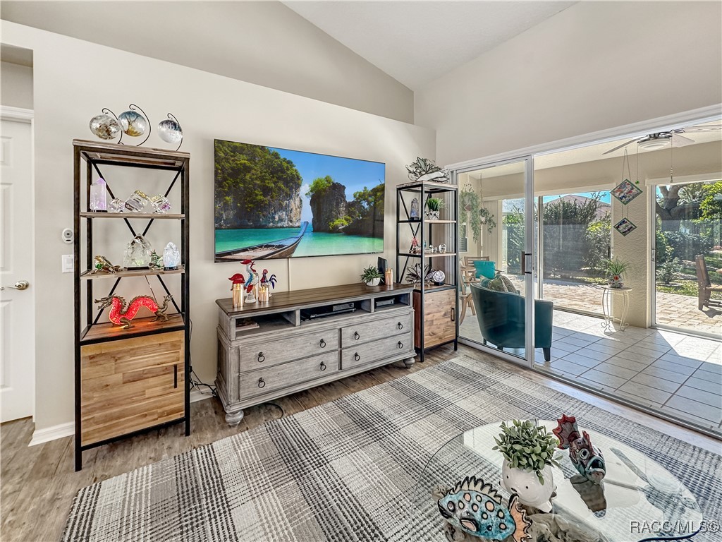 3874 E Arbor Lakes Drive