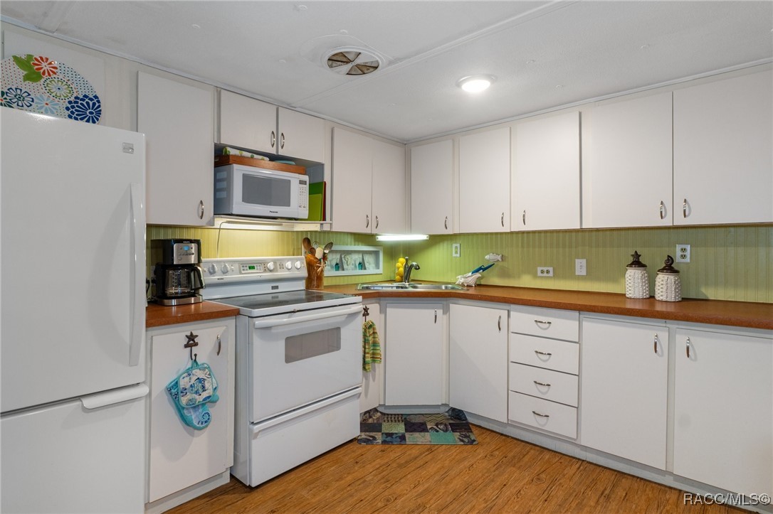 5368 S Parkland Terrace