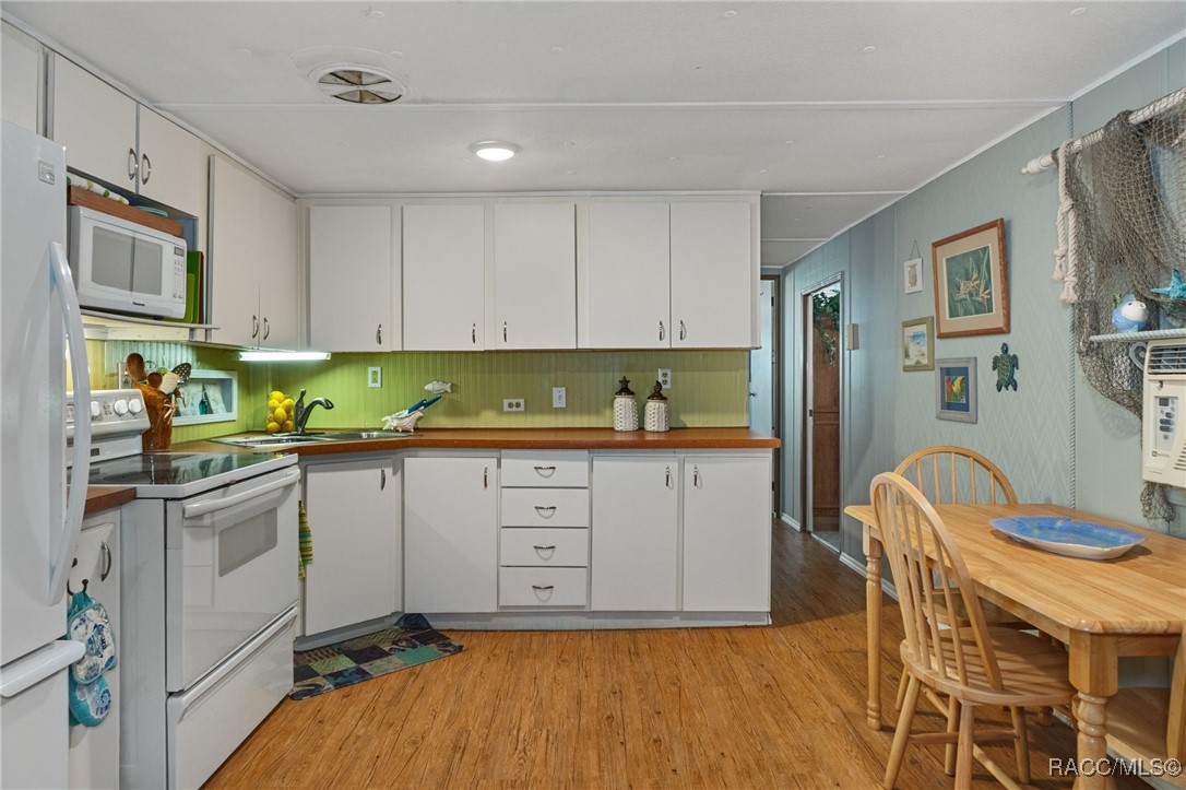 5368 S Parkland Terrace