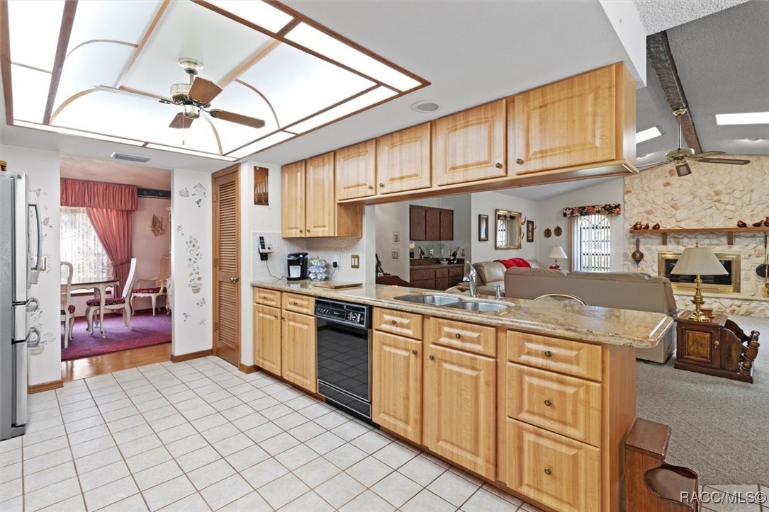18 Sweetbay Court
