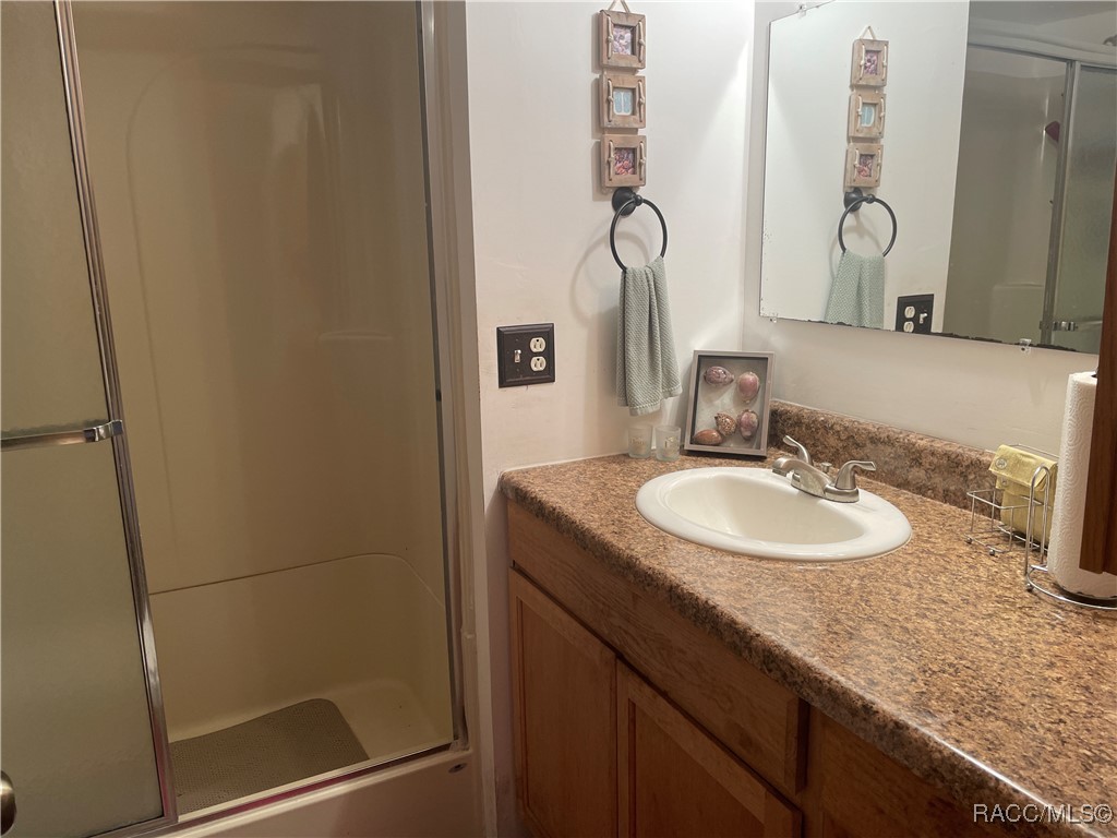 3735 E Eagle Trail