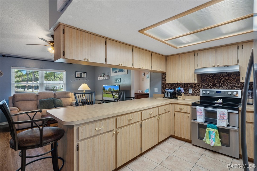 8098 W Longfellow Street