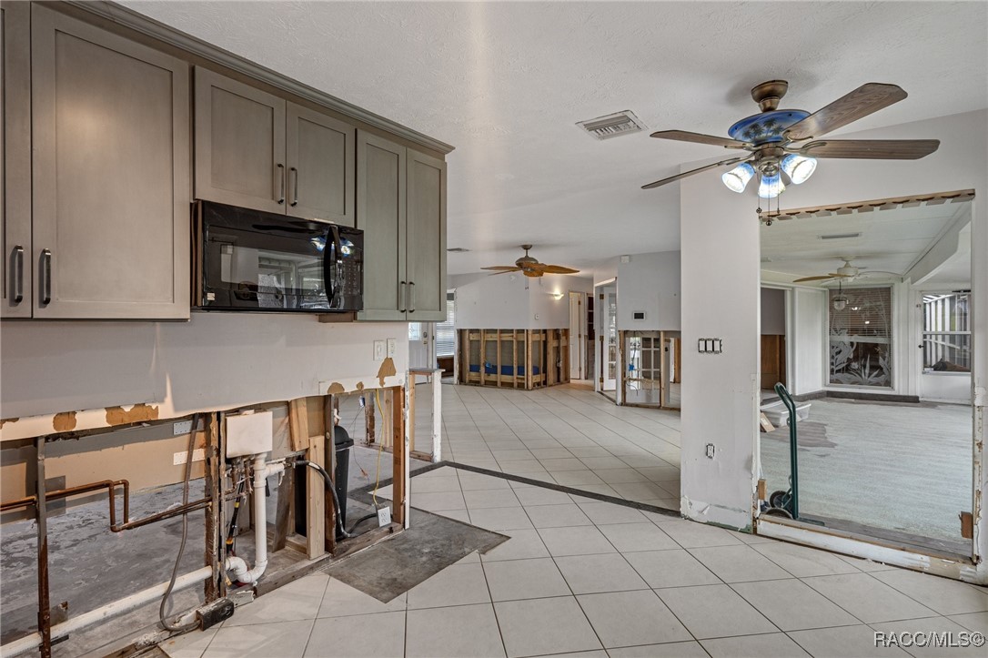 4145 S Roosevelt Point