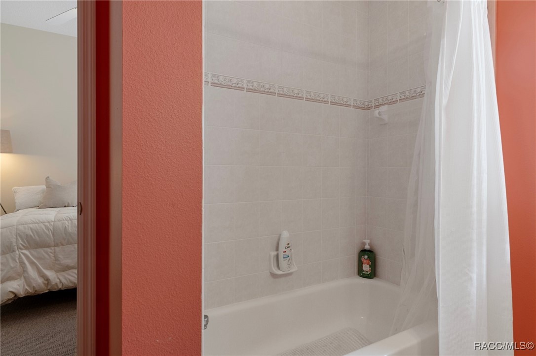 11530 W Waterway Drive