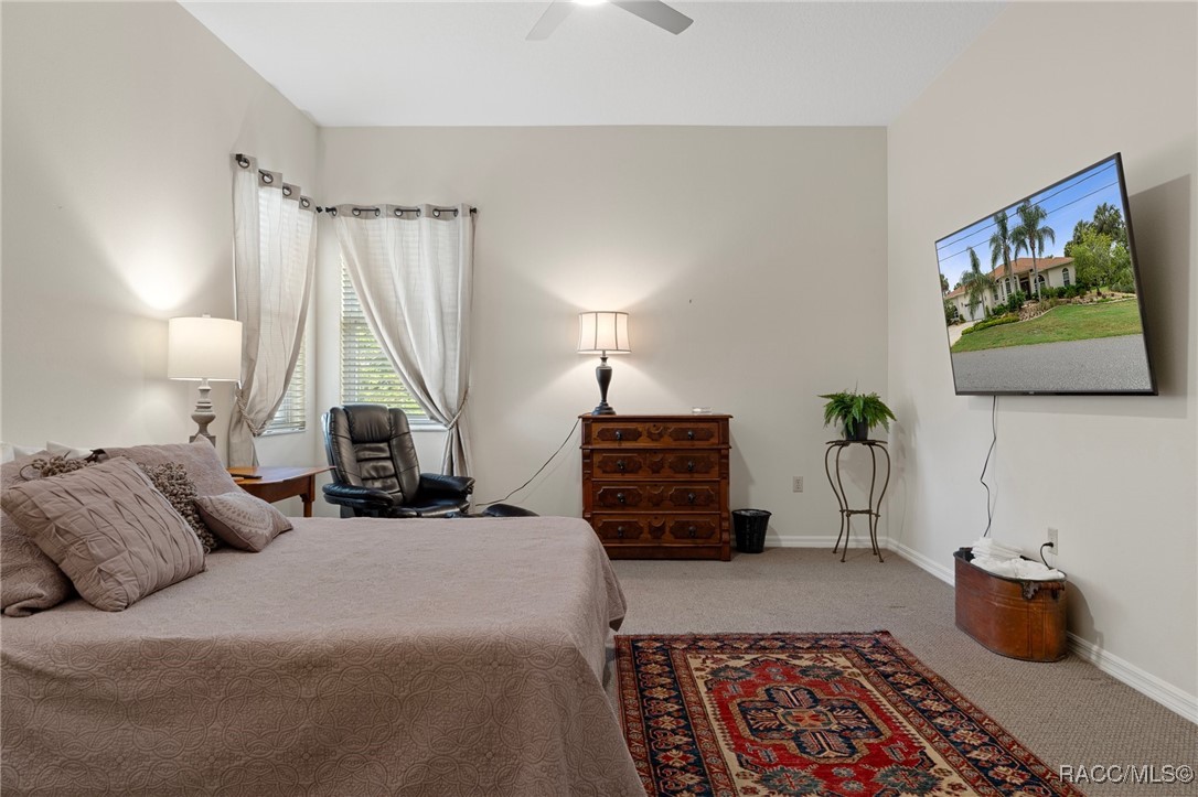 11530 W Waterway Drive