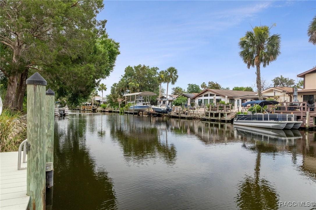 11530 W Waterway Drive