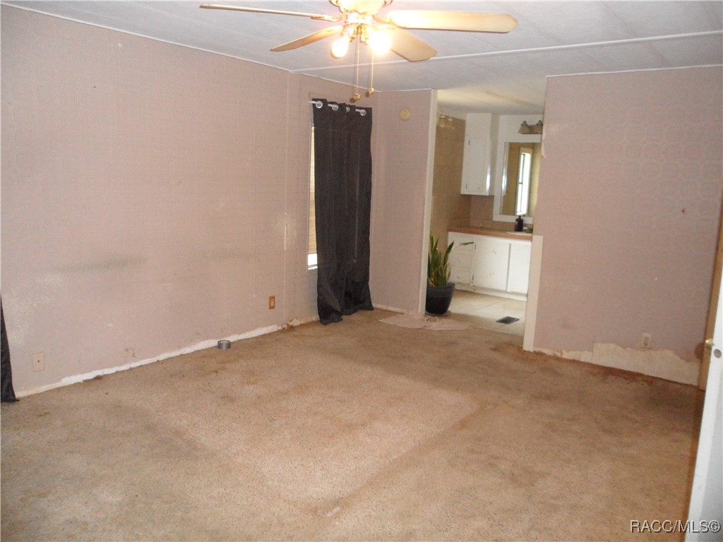 5250 W Rolling View Place