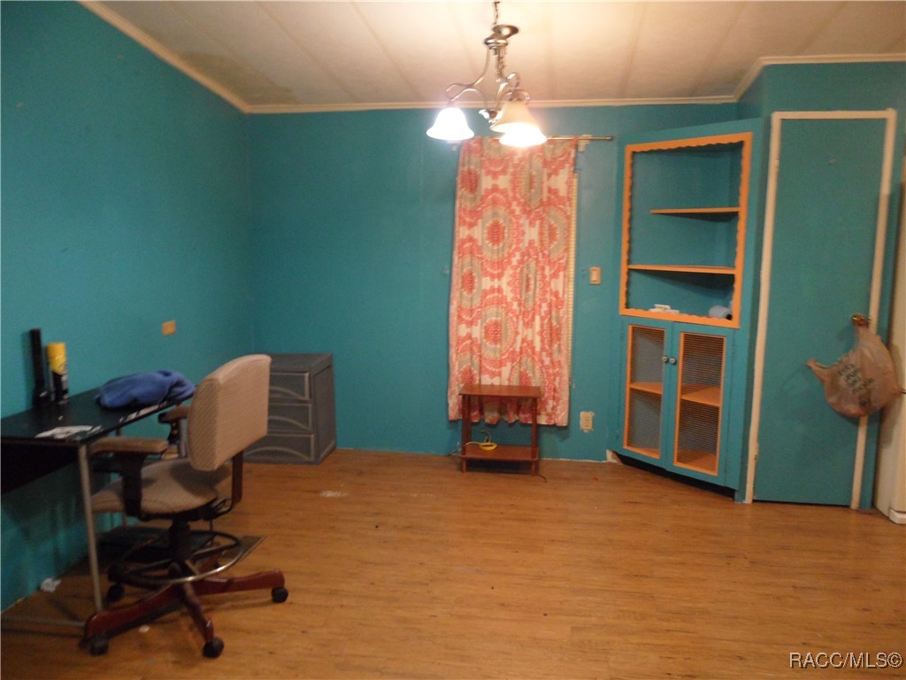 5250 W Rolling View Place