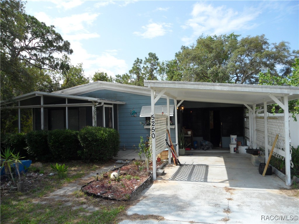 5250 W Rolling View Place