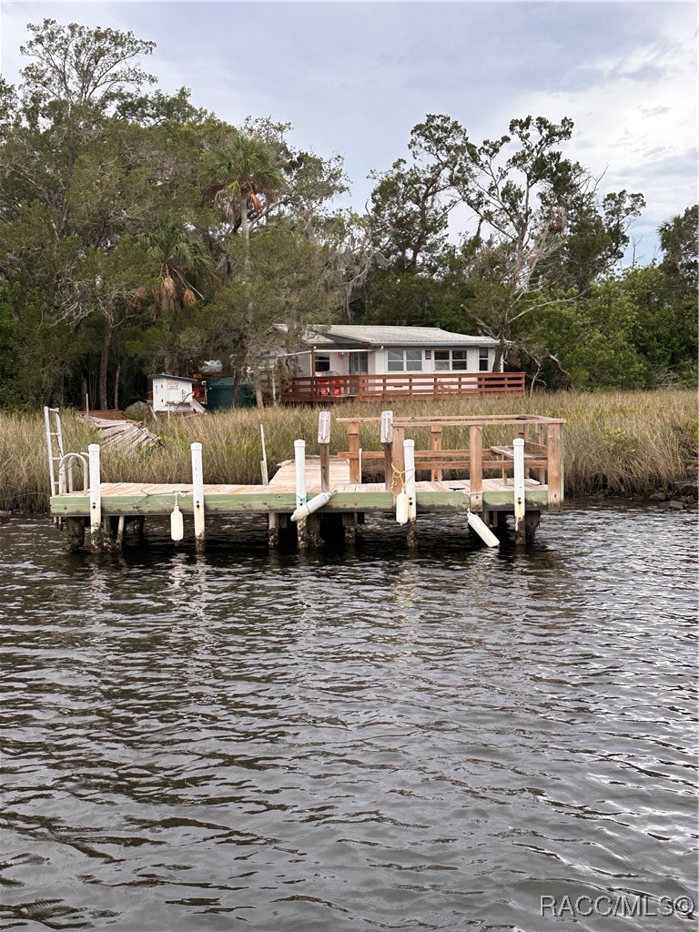 5809 S Hellgate Island